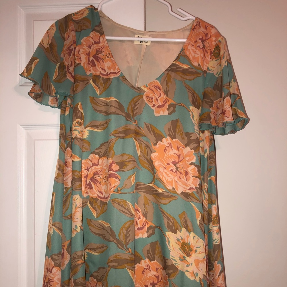 Dress - Picture 1 of 1